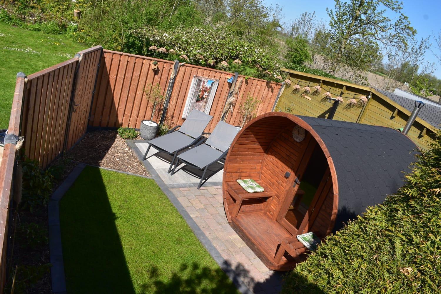 Camping De Blauwe Reiger Pieterzijl Exterior photo